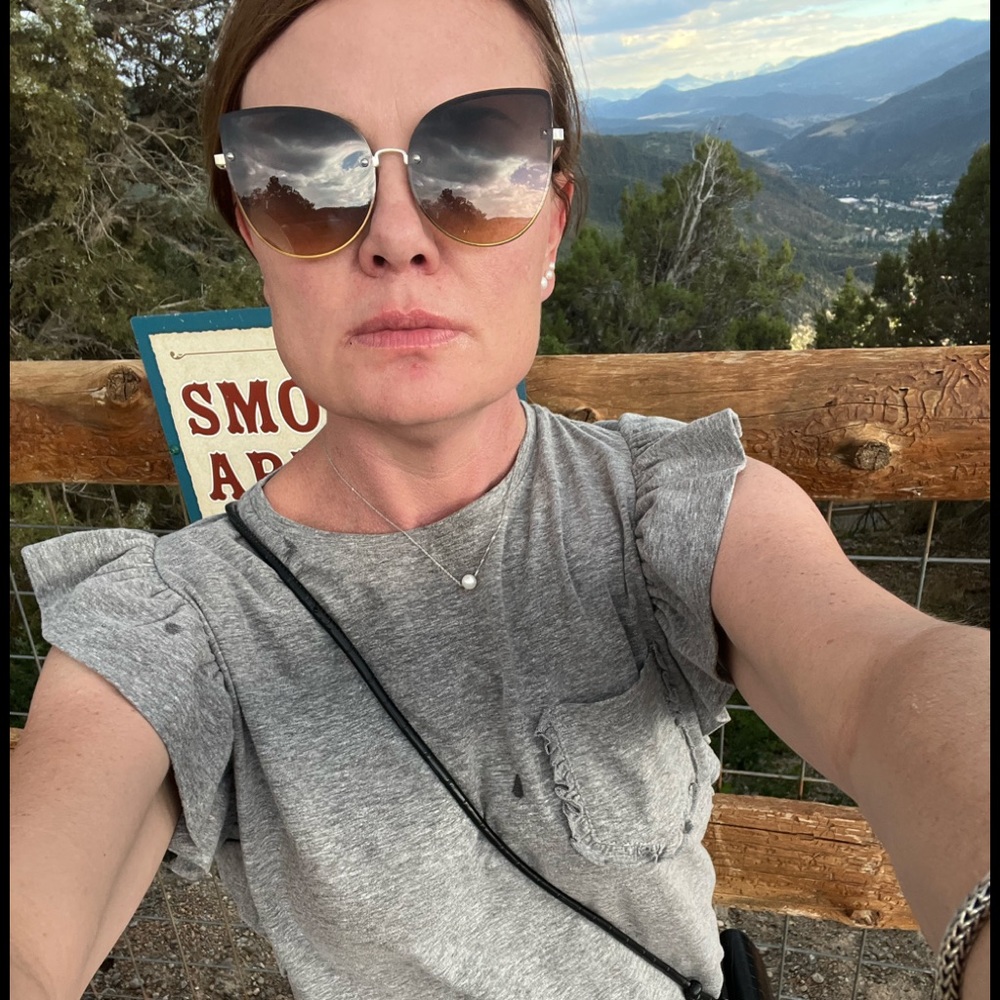 Meet your Posher, Melissa